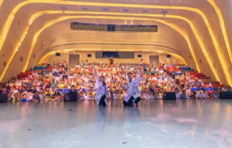 פ�����пƼ��ݡ���ѧ�����㡱���ݳɹ�